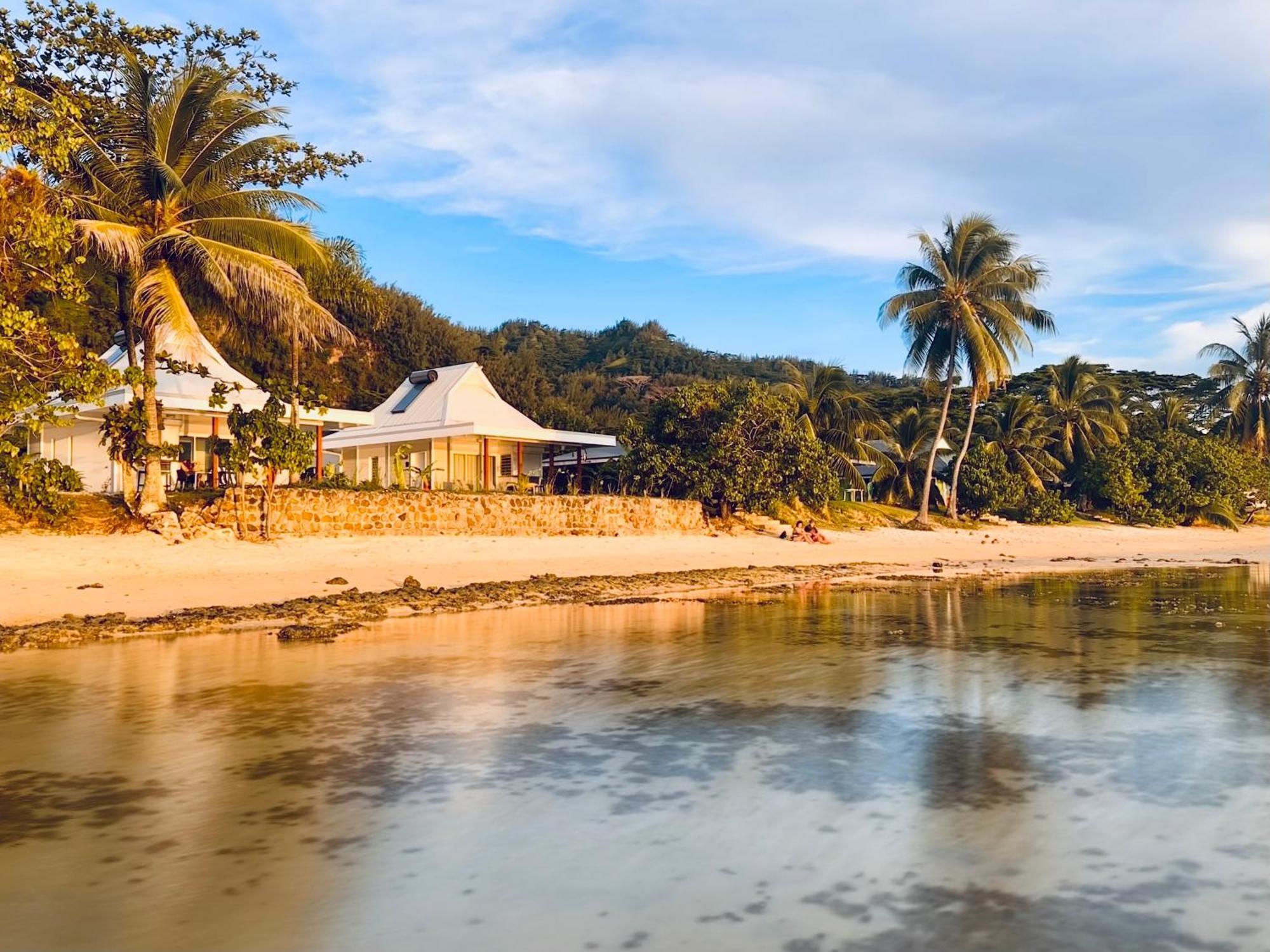 Niu Beach Hotel Moorea Exterior photo